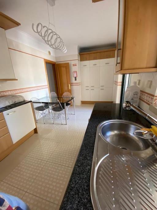 Atlantic Lodge, 1ª Linha De Praia! كوستا دا كاباريكا المظهر الخارجي الصورة