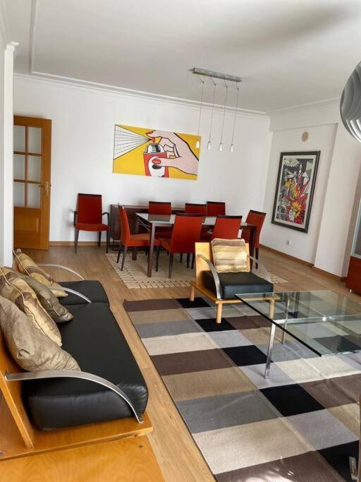 Atlantic Lodge, 1ª Linha De Praia! كوستا دا كاباريكا المظهر الخارجي الصورة